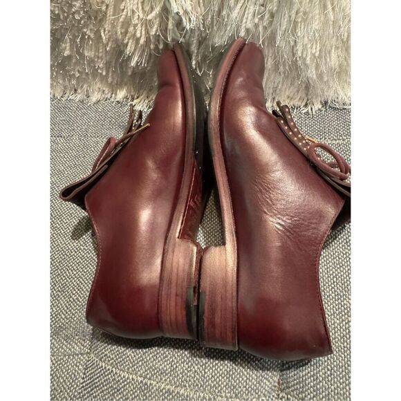 THE OFFICE OF ANGELA SCOTT Ms. Jane Burgundy Leather Women's Kiltie Oxford. 37.5 - Picture 6 of 8